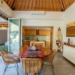 Villa Becca 4 Bedroom At Seminyak Near To The Beach