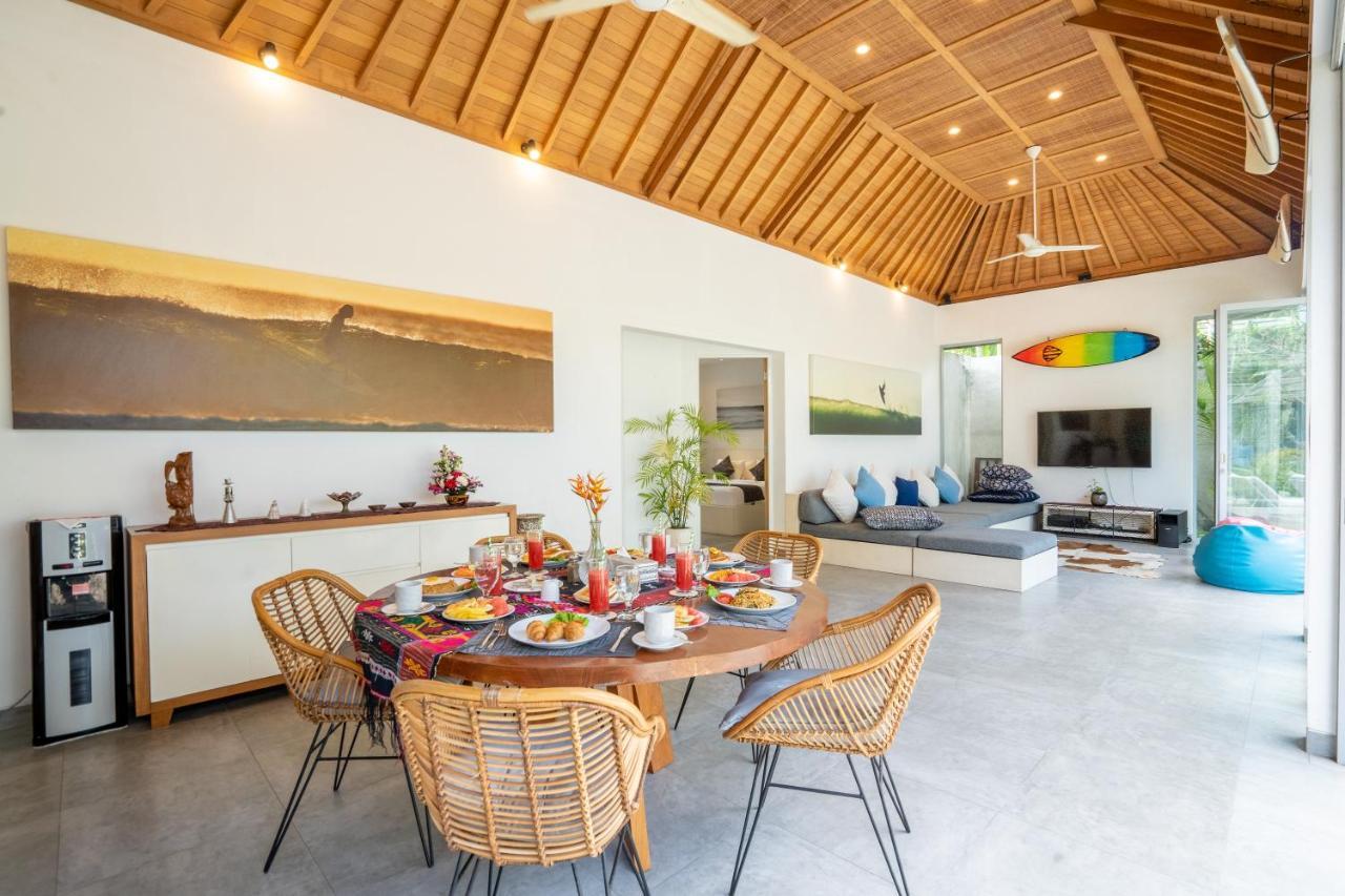 Becca 4 Bedroom At Near To The Villa Seminyak (Bali)